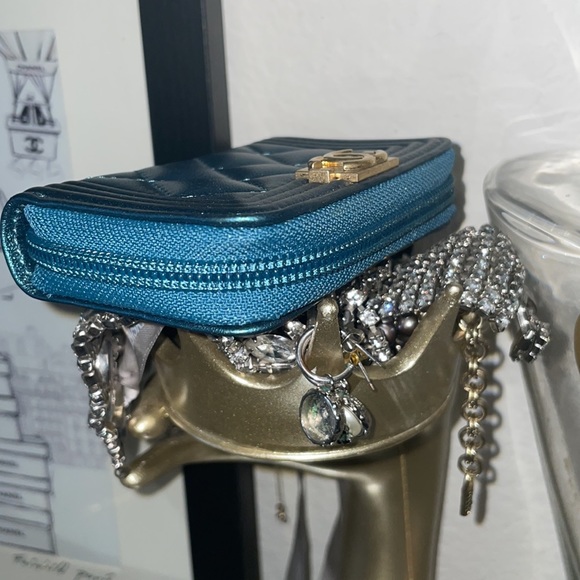 Chanel Boy Zip Around Wallet - Picture 5 of 7